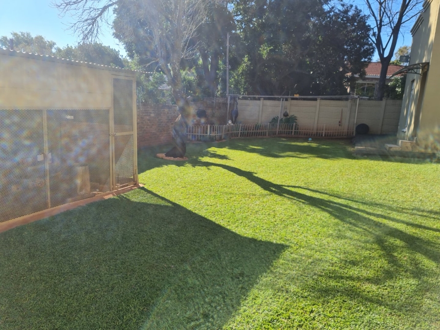 6 Bedroom Property for Sale in Safari Gardens North West